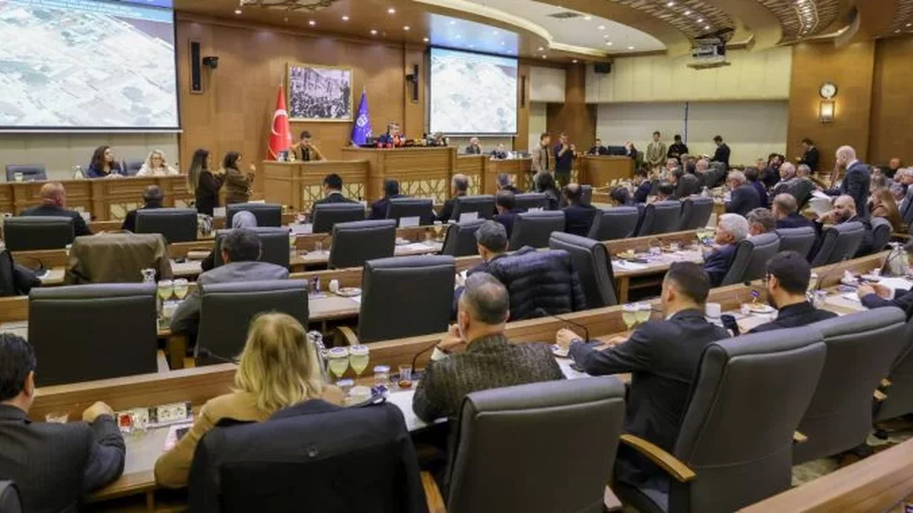 Bursa Büyükşehir Meclisi’nde 50 önerge ve 80 madde görüşüldü