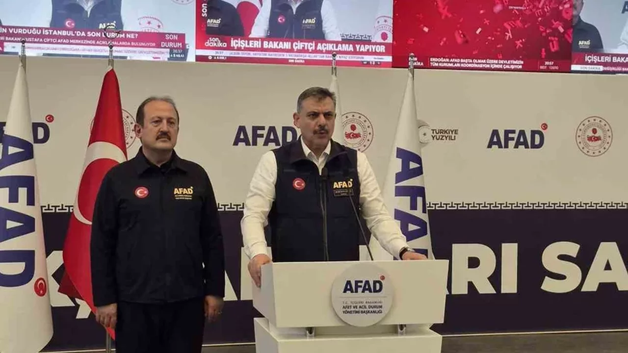 İstanbul selinde 3 kişi öldü, 6 kişi kayıp; 12 bin ihbar