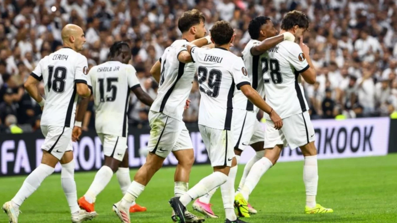 Beşiktaş Almanya'da destan yazdı! Hoffenheim'ı 3-2 devirdi, Avrupa'da 2'de 2 yaptı
