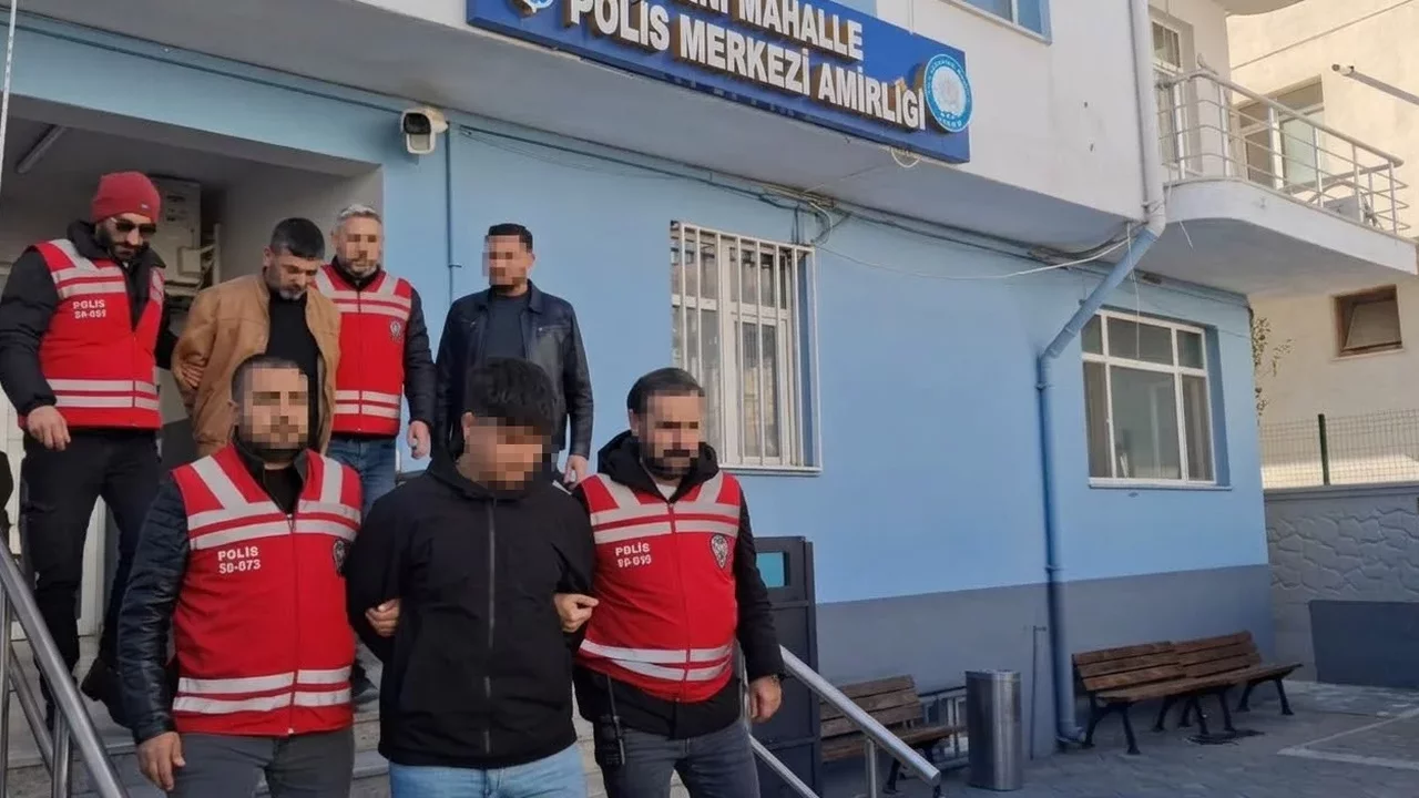 FETÖ yalanıyla 3,3 milyon liralık vurgun: 2 tutuklama