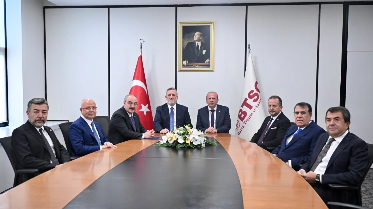 Mustafa Varank'tan BTSO seçimleriyle ilgili net mesaj: Bizi taraf yapmaya çalıştılar!