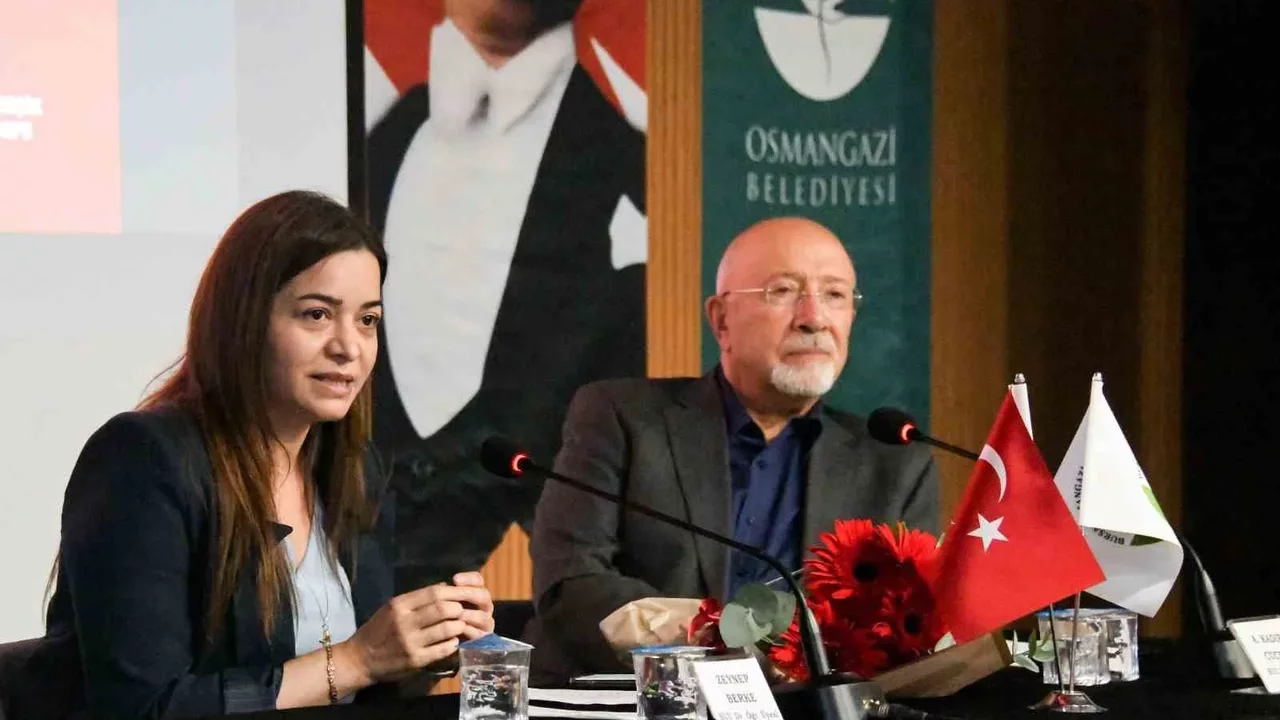 Osmangazi'de yapay zekâ konferansı: Felsefi riskler konuşuldu