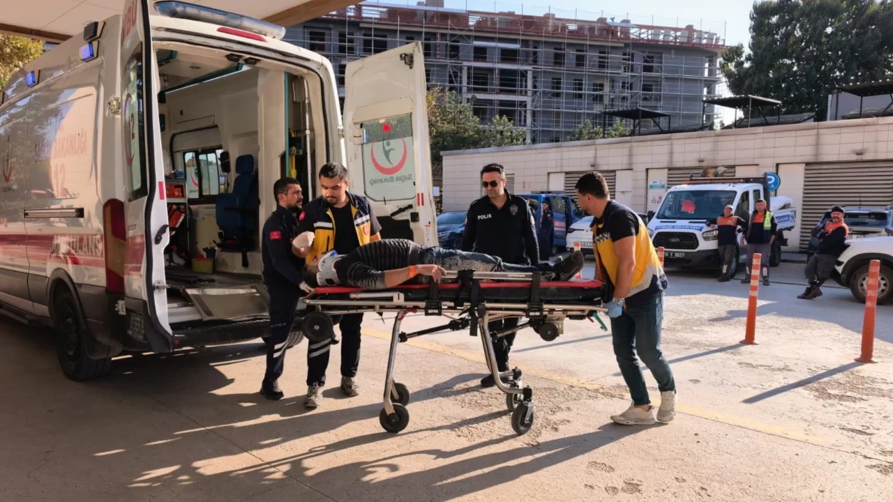Bursa'da mobilya imalathanesinde iş kazası! 3 metreden düşerek yaralandı