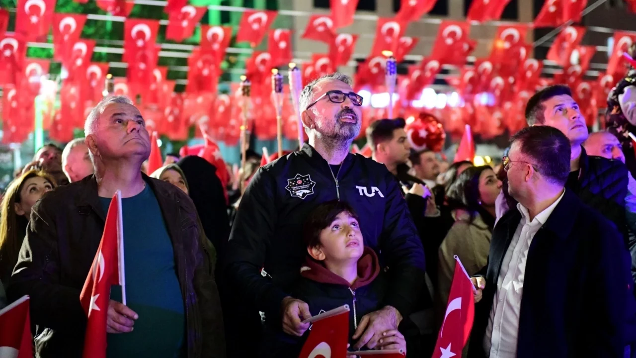 Kestel Belediyesi 29 Ekim Coşkusunu İlçenin Dört Bir Yanına Taşıyacak
