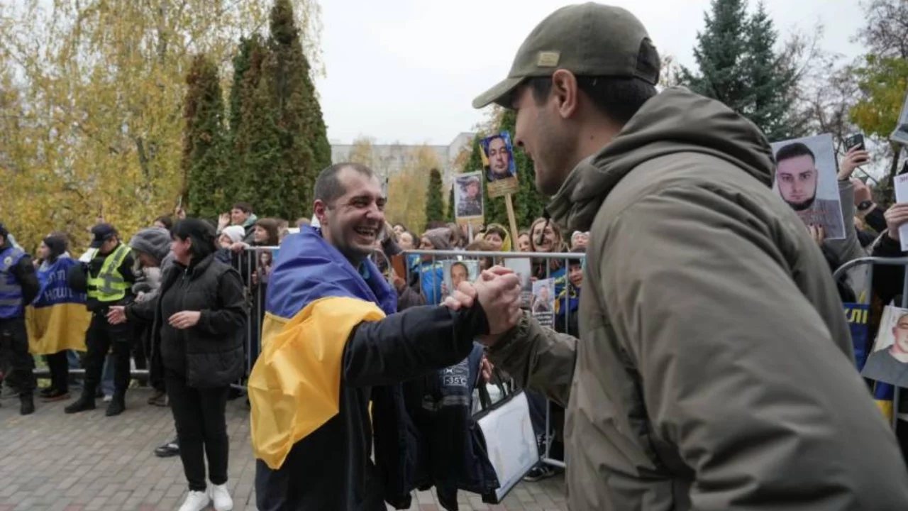 Rusya ve Ukrayna arasında büyük esir takası! 540 kişi serbest bırakıldı