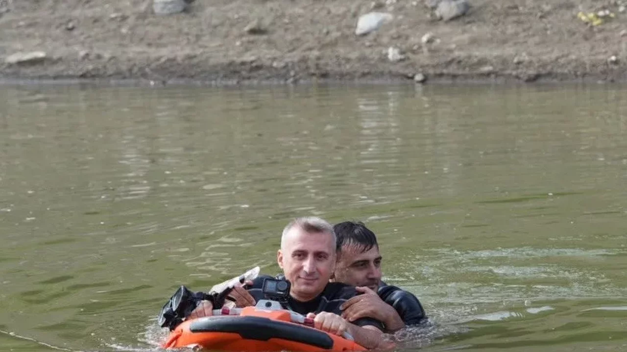Bursa İtfaiyesi Demirtaş Barajı’nda insansız cankurtaranı denedi