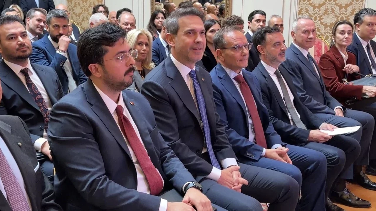 Bakan Bayraktar: Türkiye 2053’te karbon nötr ekonomi olacak