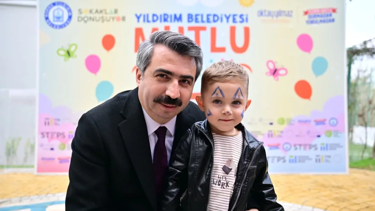 Yıldırım'da Güvenli Oyun Sokağı açıldı: Mutlu Sokak çocuklara