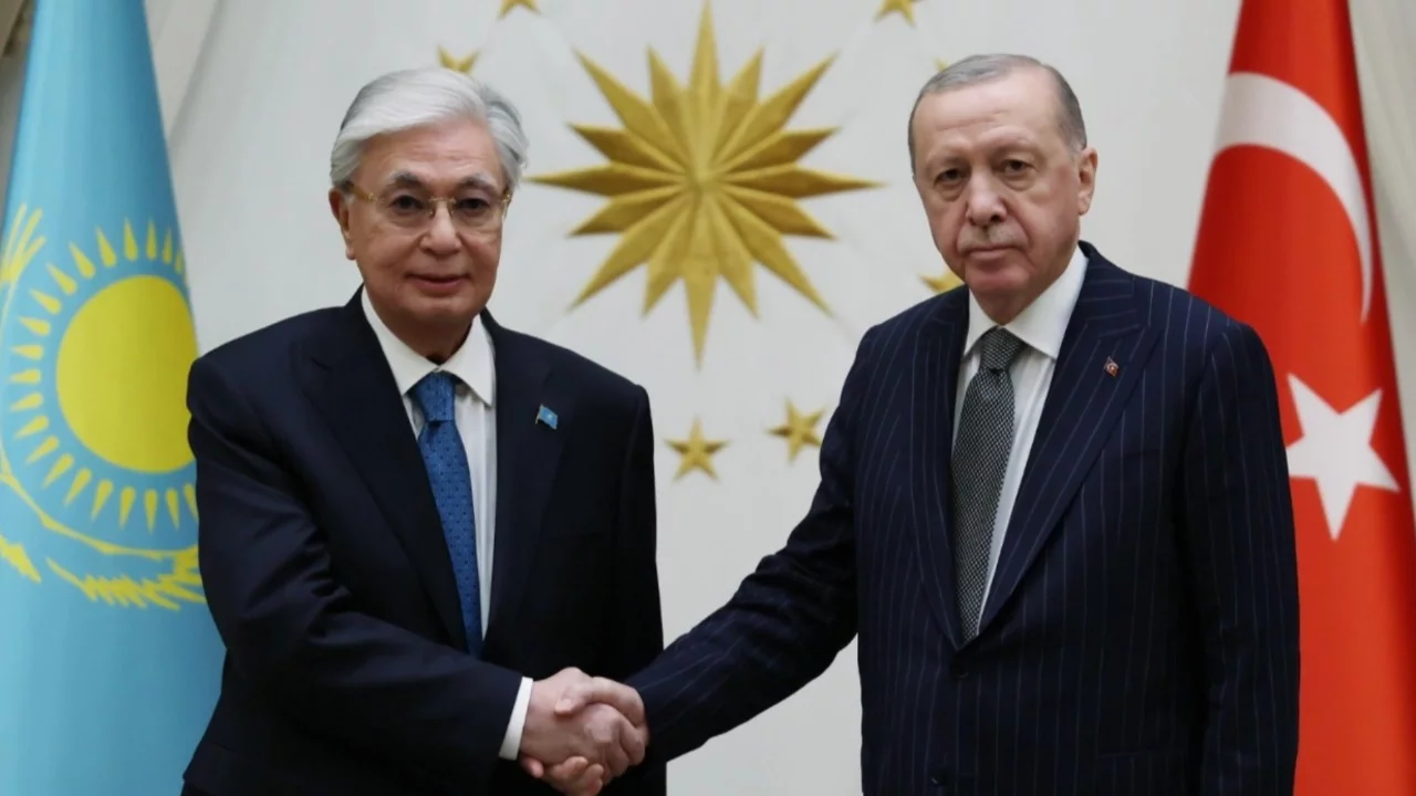 Erdoğan ile Tokayev Külliye'de bir araya geldi! Enerji ve savunma sanayii masada