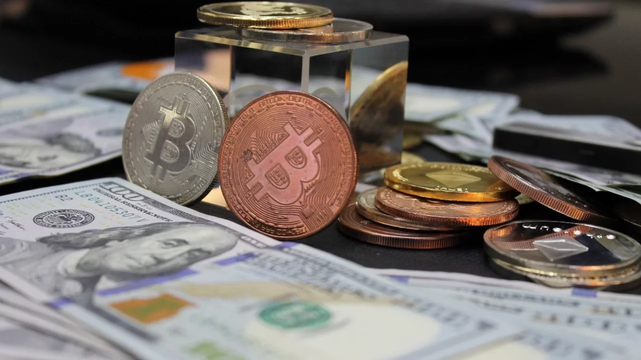 3 milyar dolarlık varlık donduruldu
